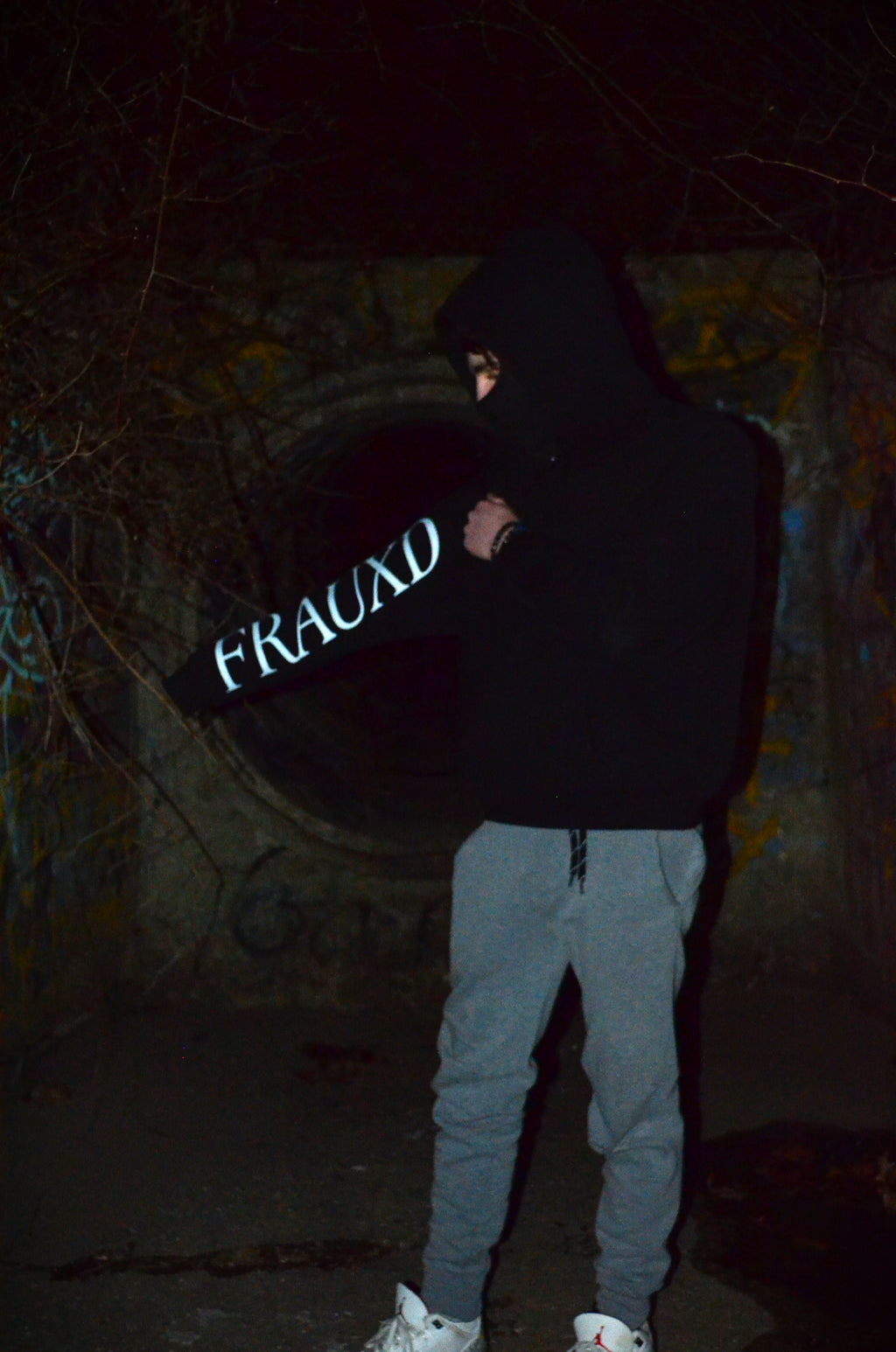 Black FRAUXD Sleeve